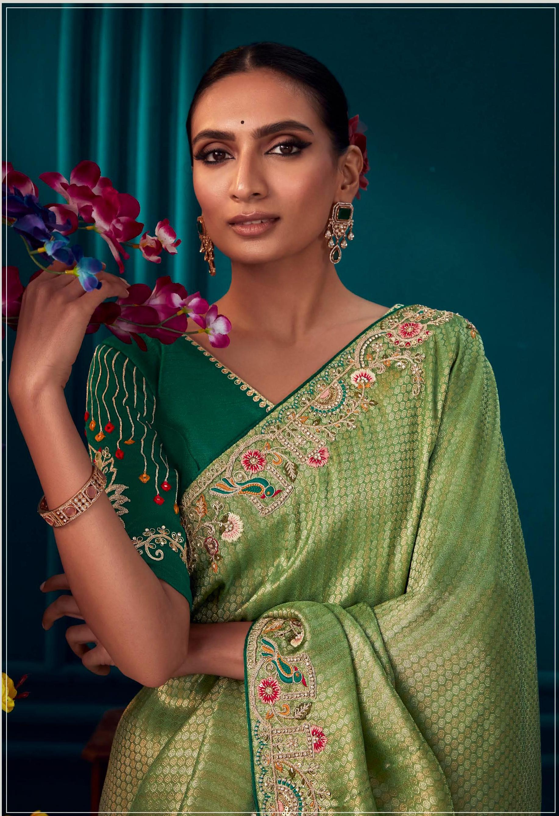 Green Color Pure Banarasi Kanjivaram Fabric Saree With Heavy Work Border Saree